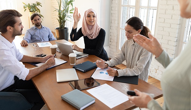 لجنة التعليم والتدريب 