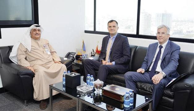 «الغرفة» تبحث مع سفير الاتحاد الأوروبي المستجدات والخطوات اللاحقة لإنشاء غرفة تجارة أوروبية