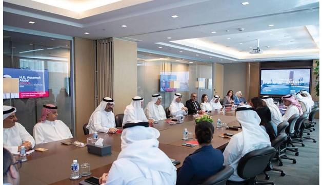 نور الخليف تستقبل مجلس إدارة «غرفة البحرين» بحث إبراز الفرص الاستثمارية والترويج للمقوّمات الاقتصادية للبحرين