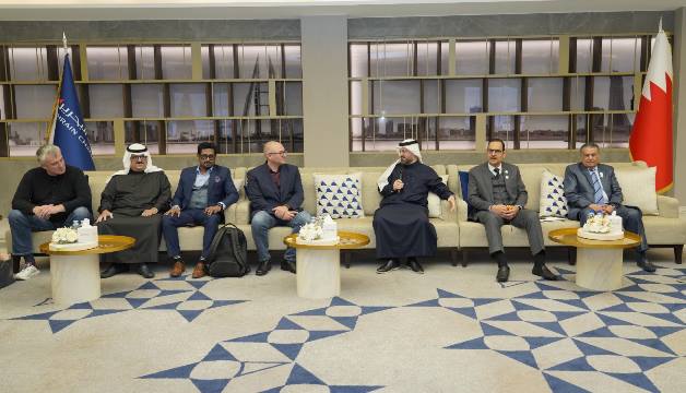 خلال استقباله وفداً من مجموعة  VNTR لبحث فرص الاستثمار المشترك …  نجيبي:  نعمل على تعزيز التواصل بين المستثمرين البحرينيين ونظرائهم الدوليين