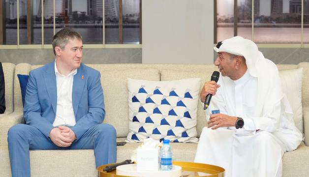 خلال استقباله وفداً من إقليم بيرم الروسي ... ناس: نتطلع لفتح آفاق تعاون واعدة مع إقليم بيرم الروسي في مختلف القطاعات الحيوية