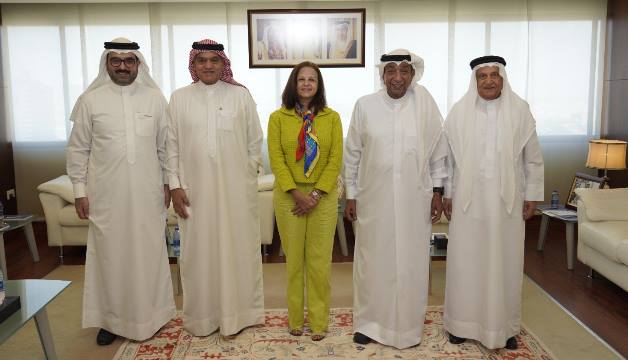 رئيس "الغرفة" يبحث سبل تنمية التعاون التجاري البحريني اللبناني