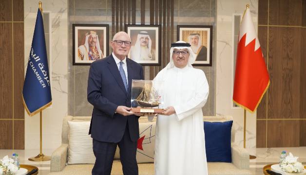 Bahrain Chamber Receives Chairman of the American Chamber of Commerce in Bahrain