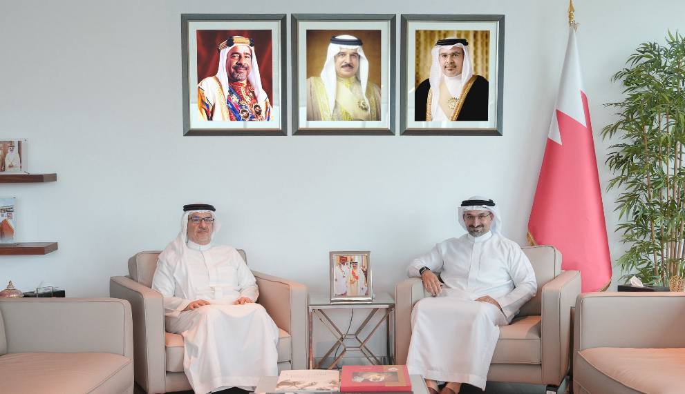 وزير الصناعة والتجارة يستقبل رئيس غرفة البحرين