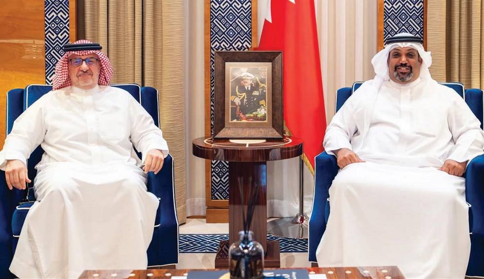 Minister of Finance and National Economy Meets with the Chairman of the Bahrain Chamber